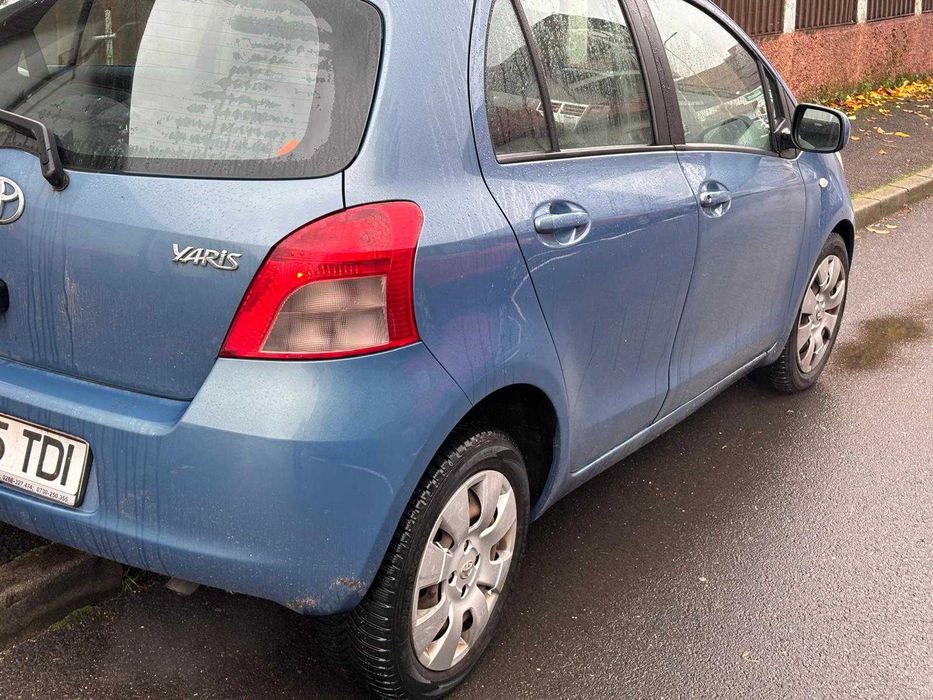 Toyota Yaris 2007 benzină, 4.024 € — imagine 4