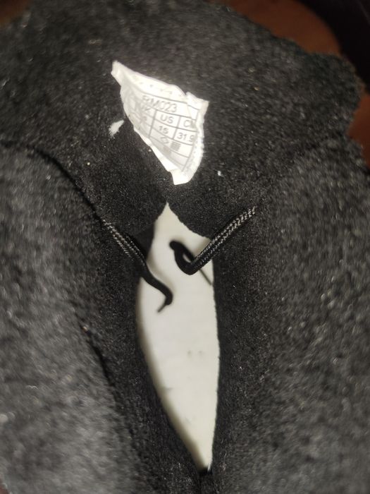 Продам зимние ботинки 48 размер