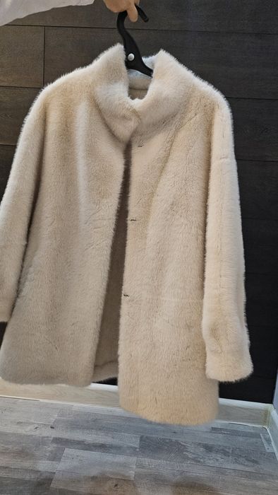 Шуба эко размер S,M