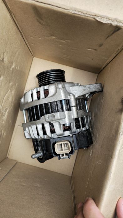 Генератор на хюндай/киа 2b101 90A