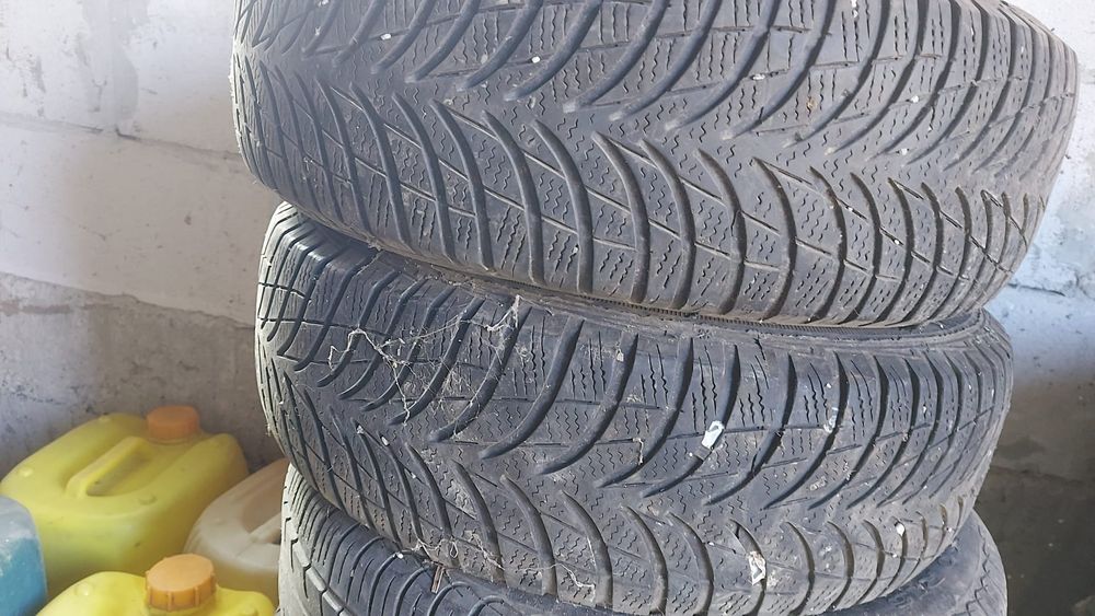‼️Anvelope/Pneuri/Cauciucuri 185.65.14 Goodyear iarnă/180.60.15 vara/