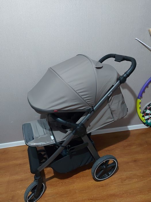 Прогулочная коляска Carrello bravo sl deluxe
