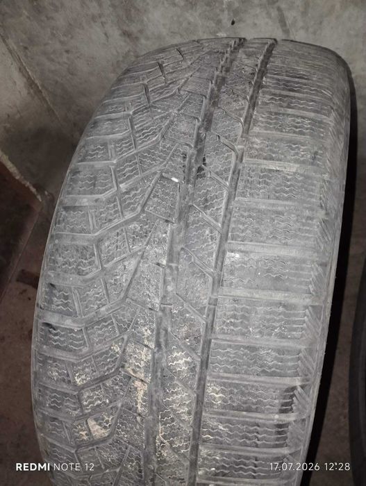 Гуми Зимни SAILUN 235/50/R 18
