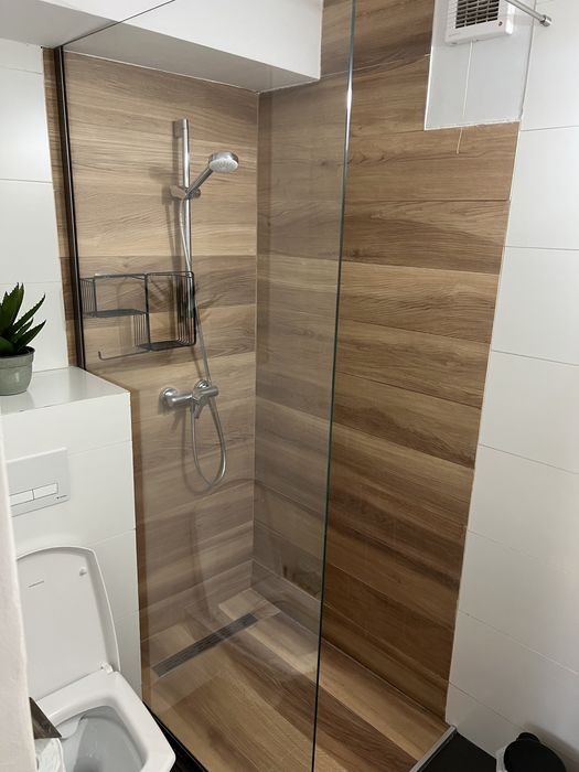 Inchirez apartament 2 camere zona centrala
