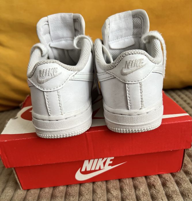 Adodasi Nike copii marimea 27