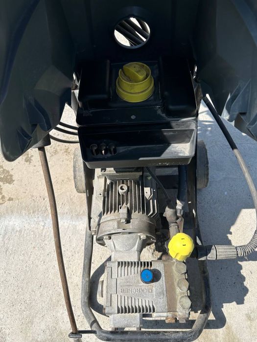 Karcher сотилади