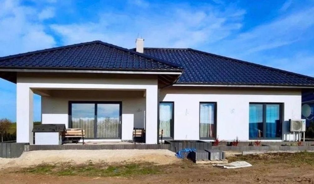 Case modulare pe structura metalica