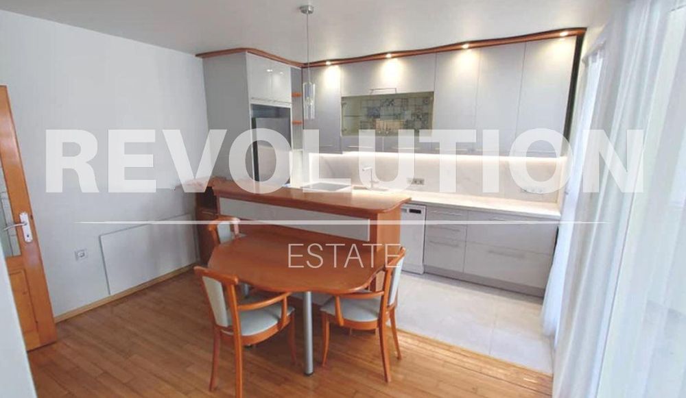 Дава се под наем Тристаен апартамент в Варна, Чаталджа - 130 кв.м за 1000 € - Снимка #2