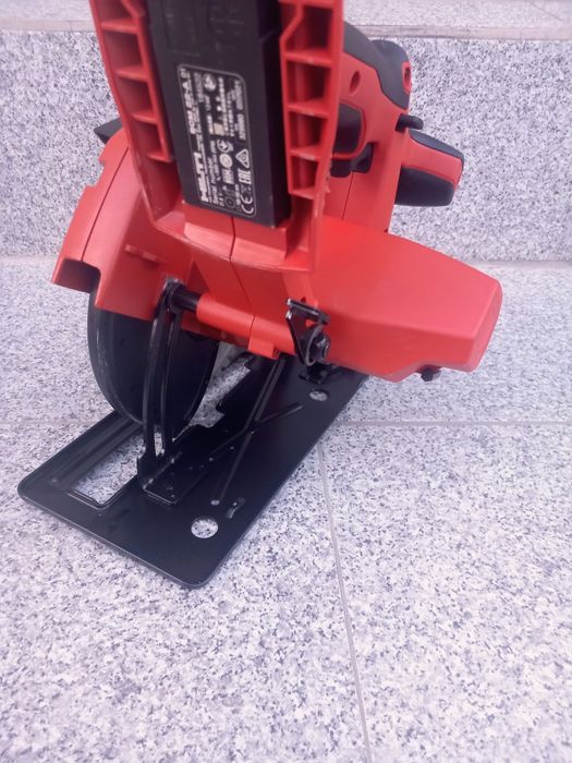 Hilti SCM 22-A Циркуляр за метал