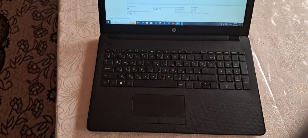 HP, intel core i3 5005u