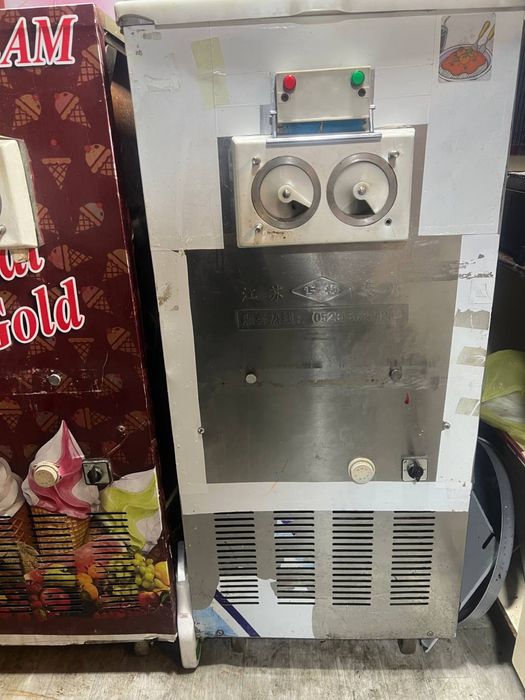 Muzqaymoq aparatlari sotiladi,3fazada ishlaydi,narxini kelishamiz