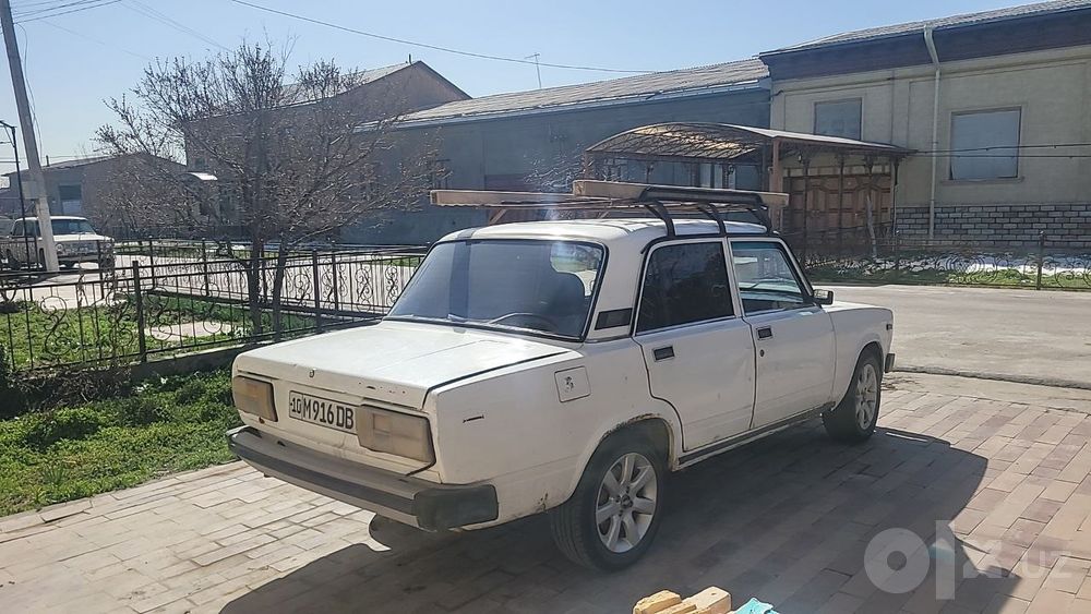 juguli vaz2105  lada 1999yil 07 mator  abmenam  bor matizga