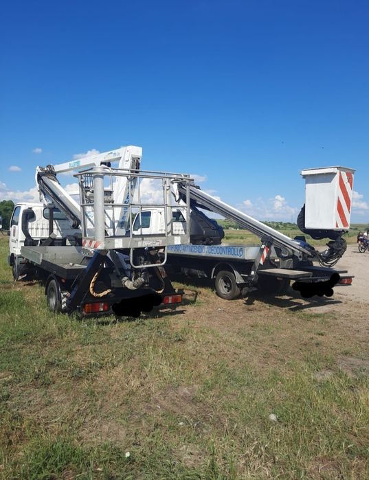 Nacela Prb, iluminat festiv, toaletări pomi, instalații electrice