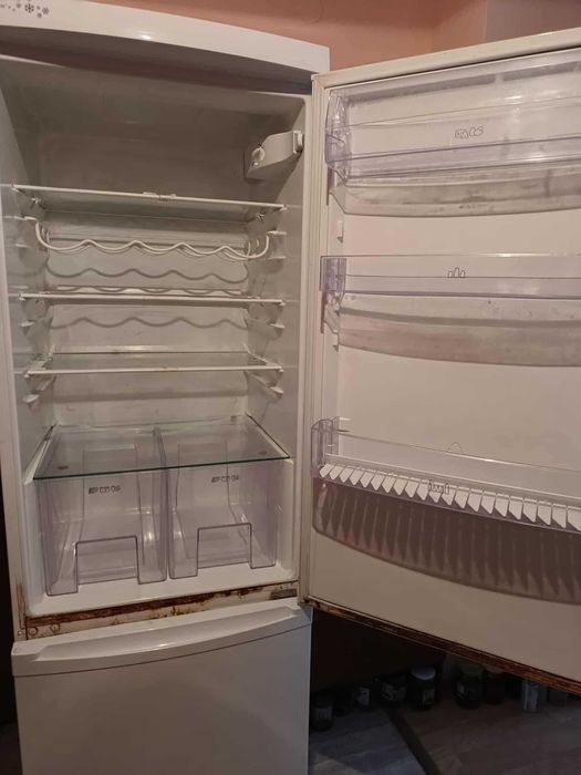 Хладилник Zanussi