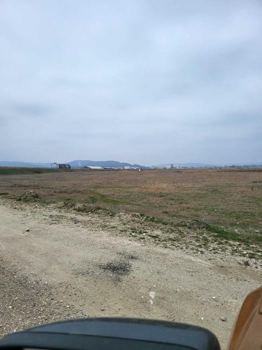 Teren intravilan de vanzare Maracineni