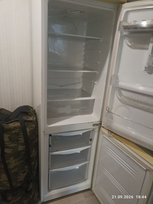 Холодильник б, у   самсунг