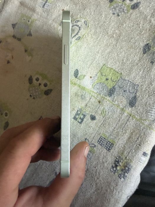 Vand urgent iphone 12