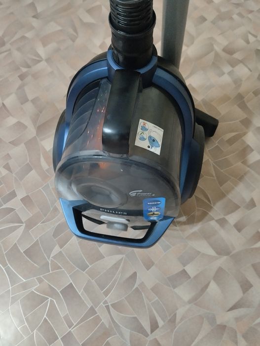 Продам пылесос Filips