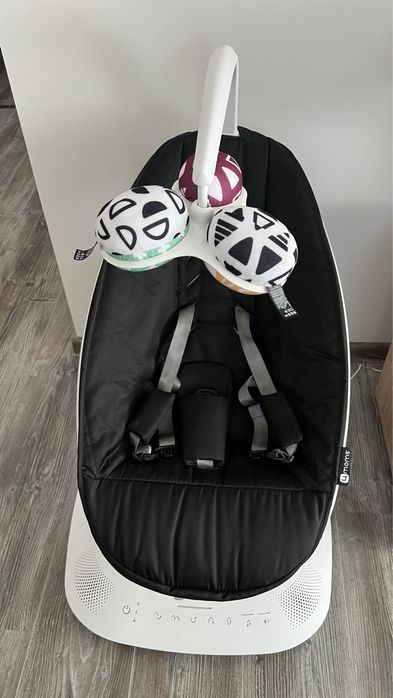 Електрическа бебешка люлка mamaRoo 5.0