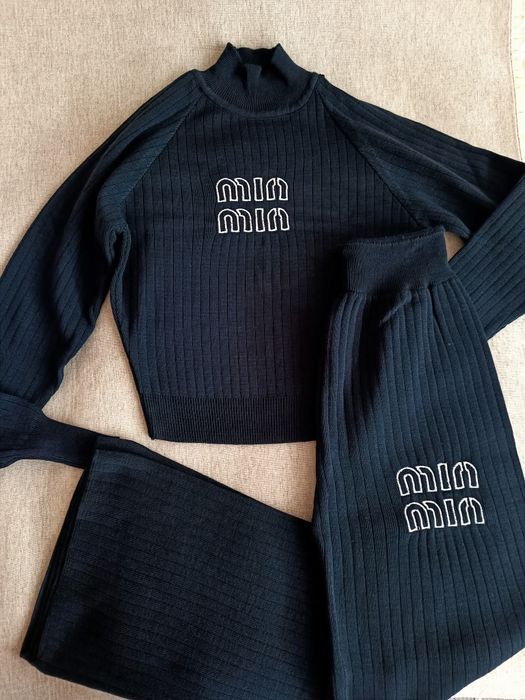 НАМАЛЕНИ Нови комплекти фино плетиво