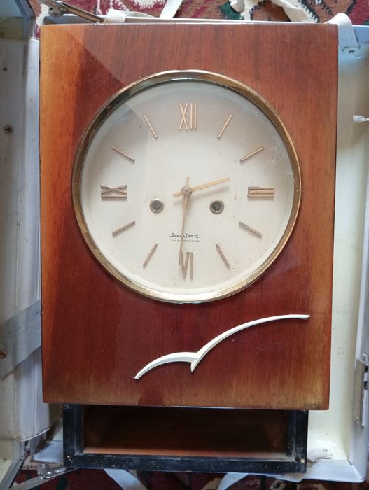 Часы антиквариат