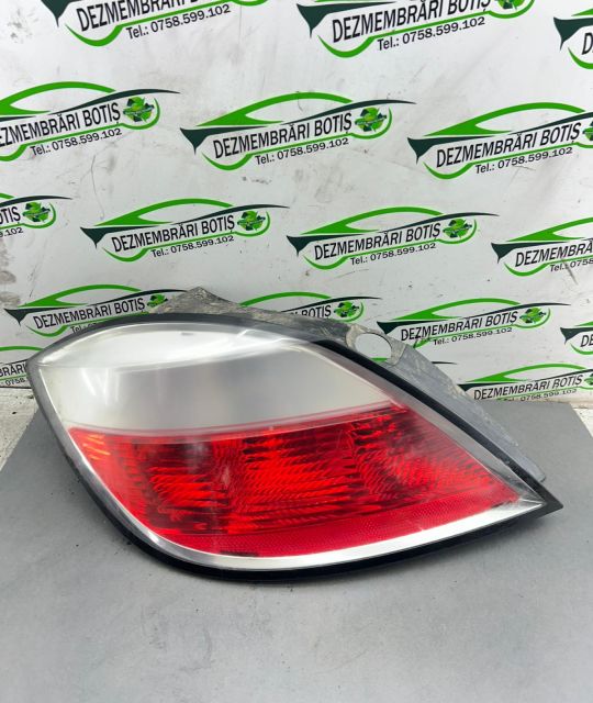 Lampa / Tripla stop stanga pe aripa Opel Astra H