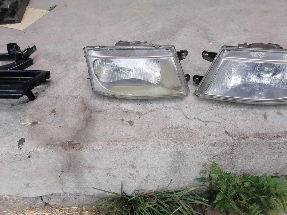 Фарове и решетка и налични ботвара за mitsubishi space runner