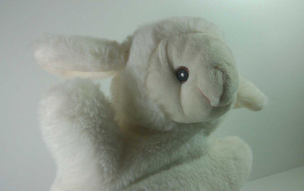 Лот 4 кукли за ръце