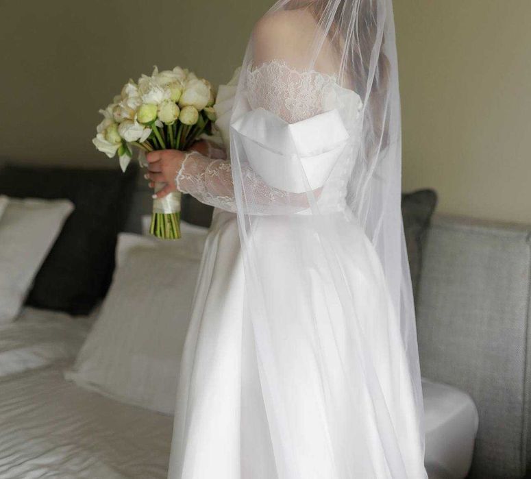 Свадбена рокля, идеално състояние (44-48)