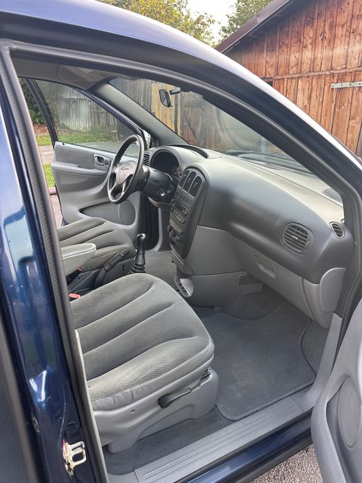 Chrysler grand voyager