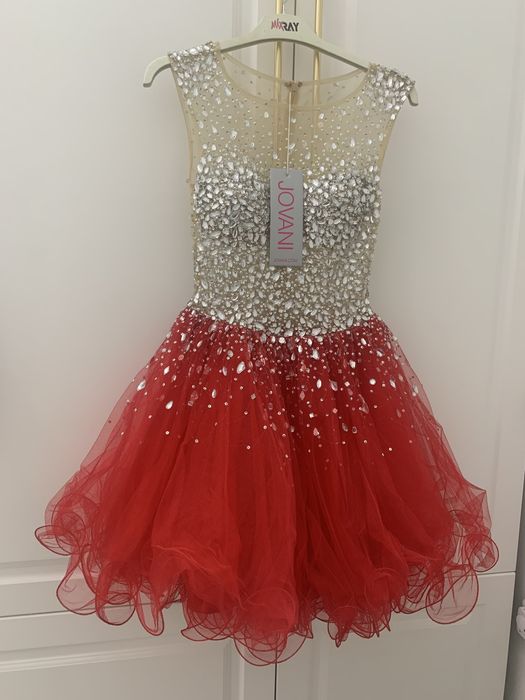 Коктейльное брендовое платье