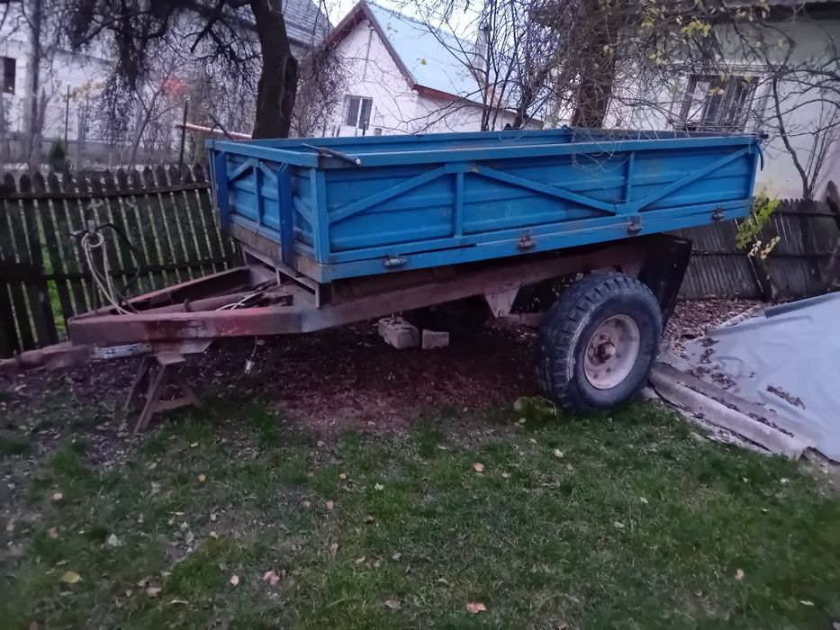 Remorca agricola de 2 tone de vânzare