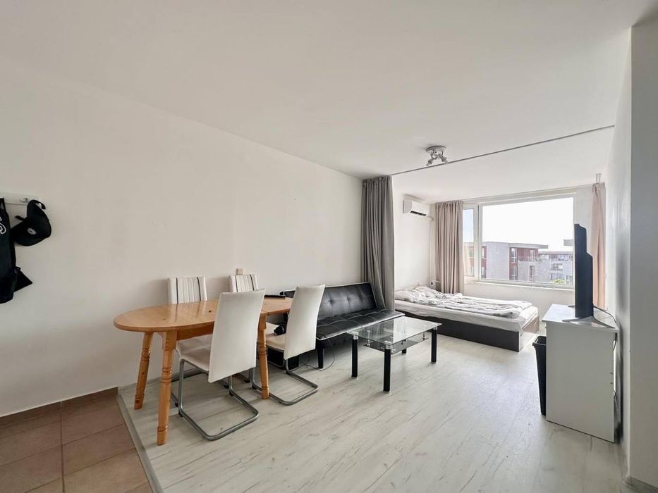 Продава се Двустаен апартамент в к.к. Слънчев бряг - 56 кв.м за 1233 €/кв.м - Снимка #3