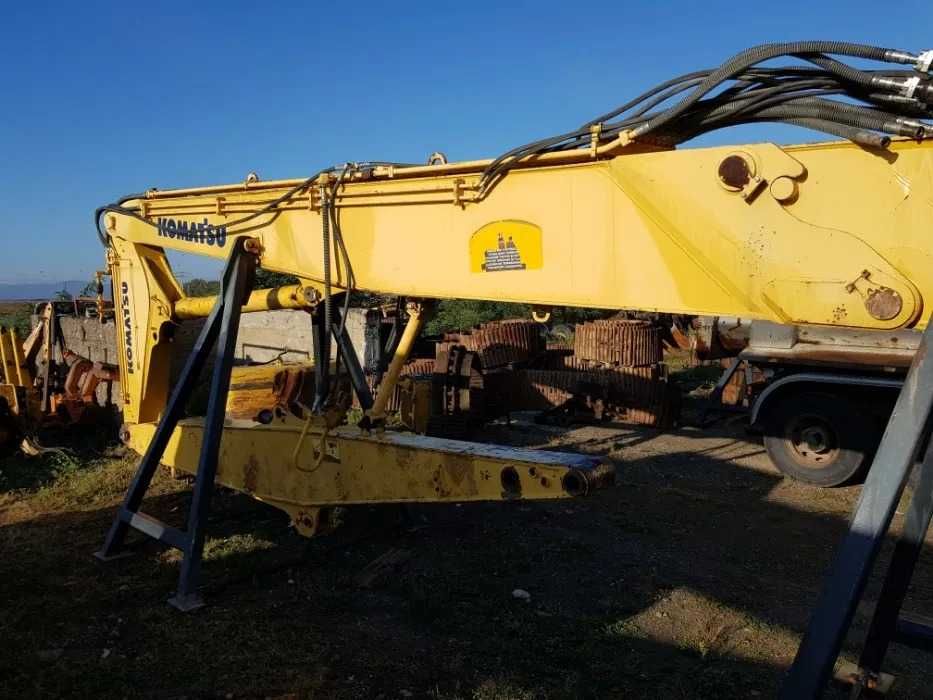 Brat lung excavator Komatsu