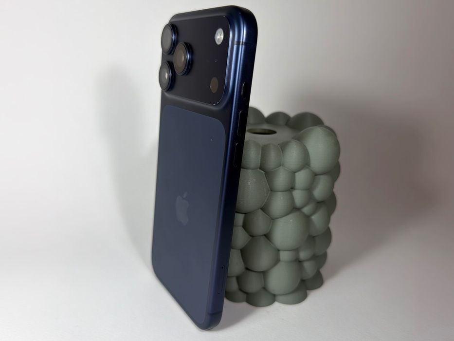iPhone 17 Pro Max | Отлично състояние | 97% | 256GB