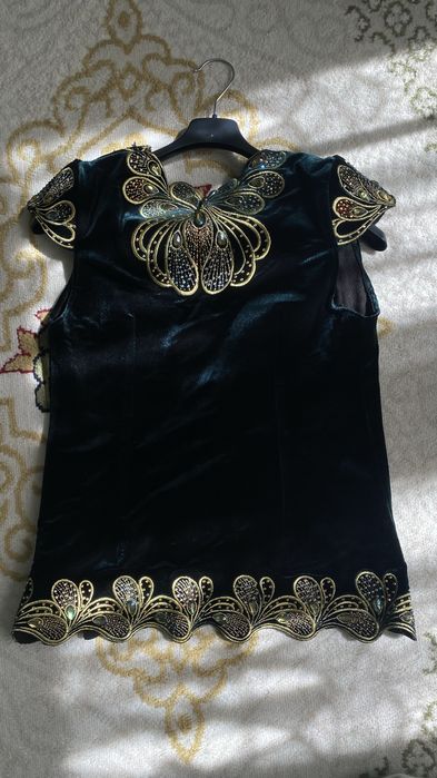 Кажекей изумрудного цвета