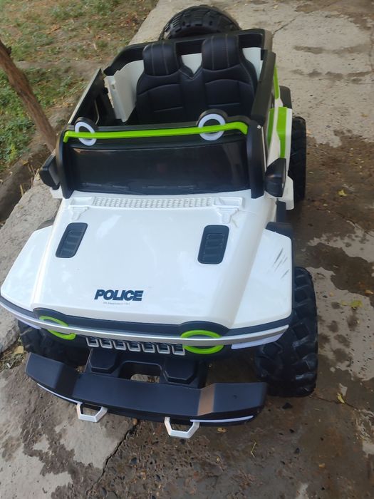 Bolalar uchun akkumlyatorli mashina