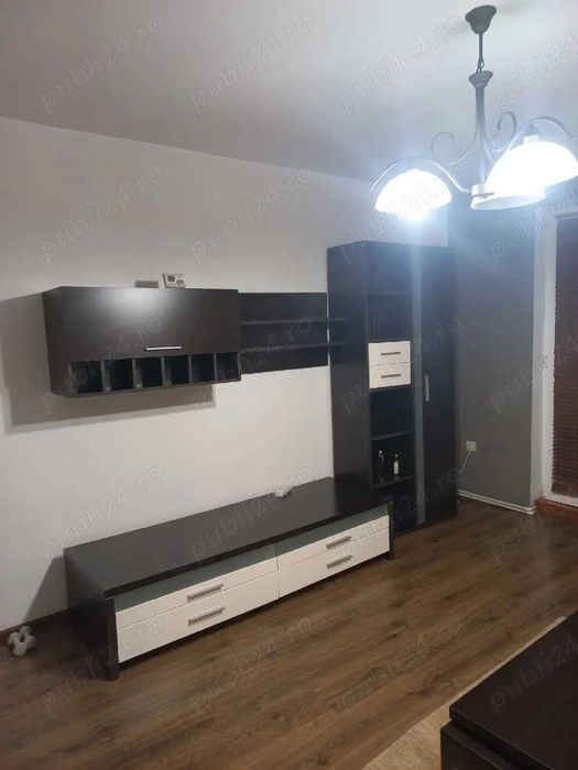 Inchiriez ap 3 camere Slatina