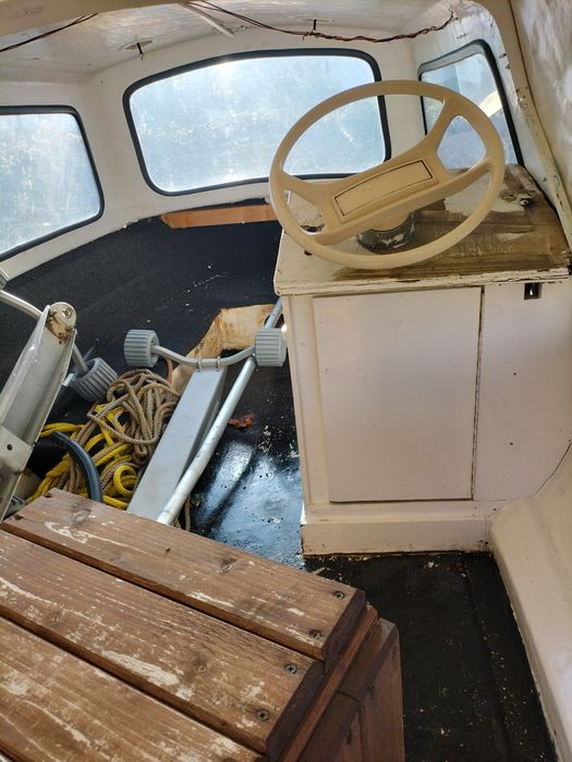 Лодка Kevler с извънбордов двигател