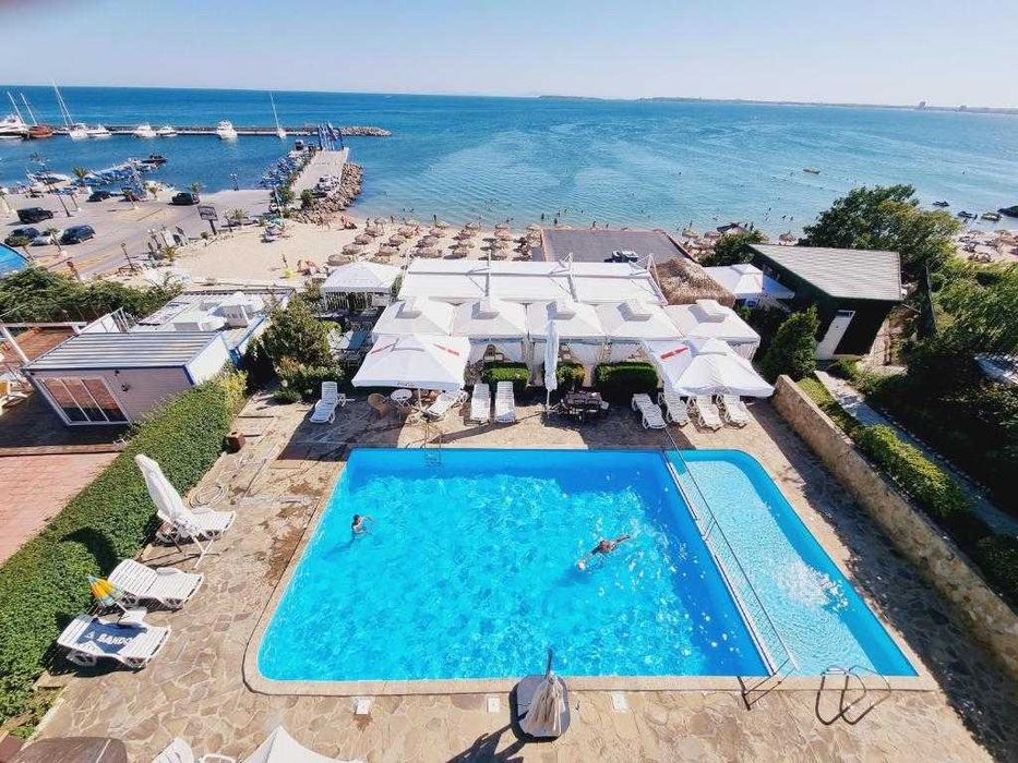 Продава се Четиристаен апартамент в Свети Влас - 130 кв.м за 1169 €/кв.м - Снимка #15