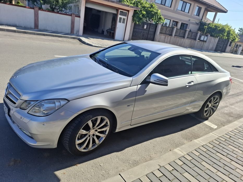 MERCEDES-BENZ E-Class 2011 — imagine 5