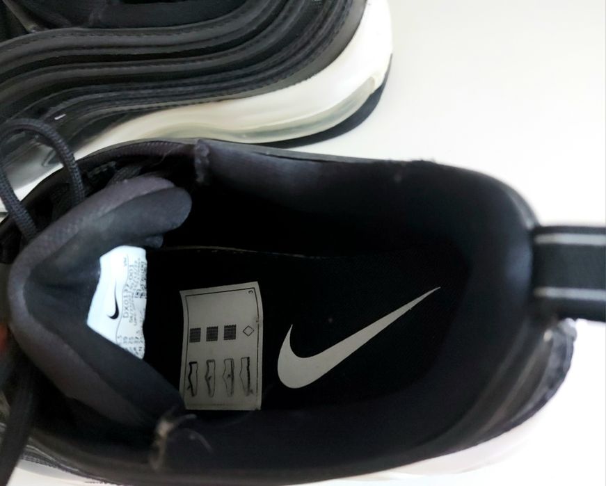 Нови Nike Air max 97 , 39 номер стелка 25см.Реално 38.5