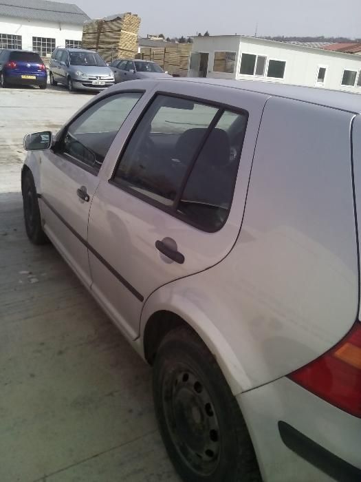 фоксваген голф 4 1,4 и бензин 80 к.с