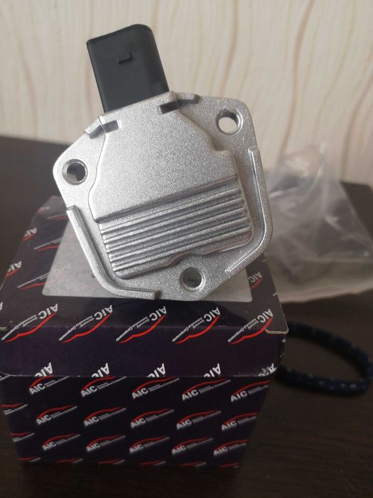 Датчик, ниво на масло в двигателя