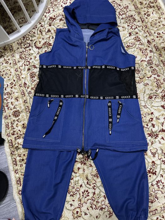 Seksual qizlar bir-birlarini suratga olishadi