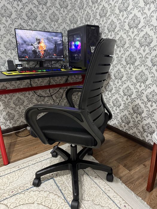 Продам офисный стул