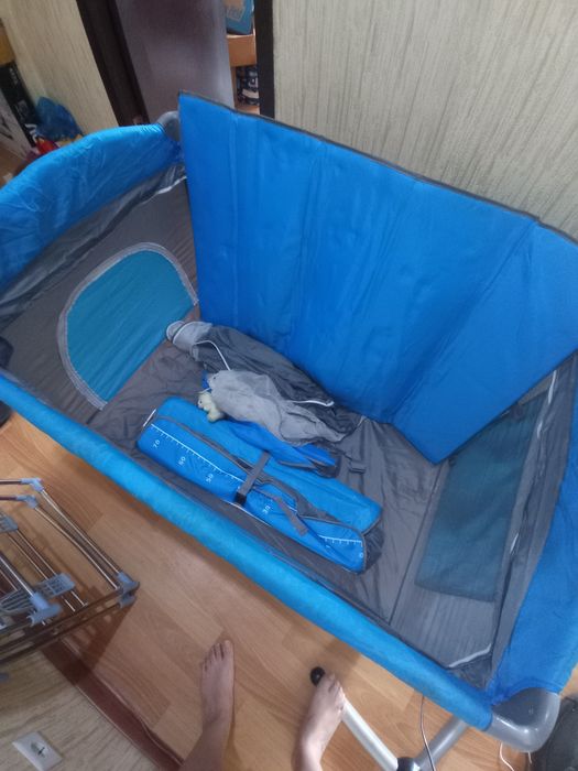 Детский складной манеж