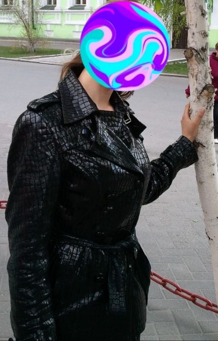 Продам куртку натуральная кожа женскую размер 46