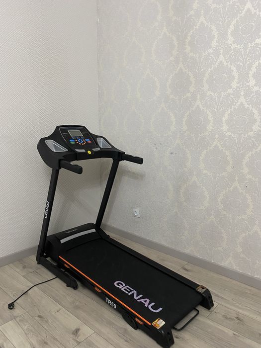 Беговая дорожка GENAU