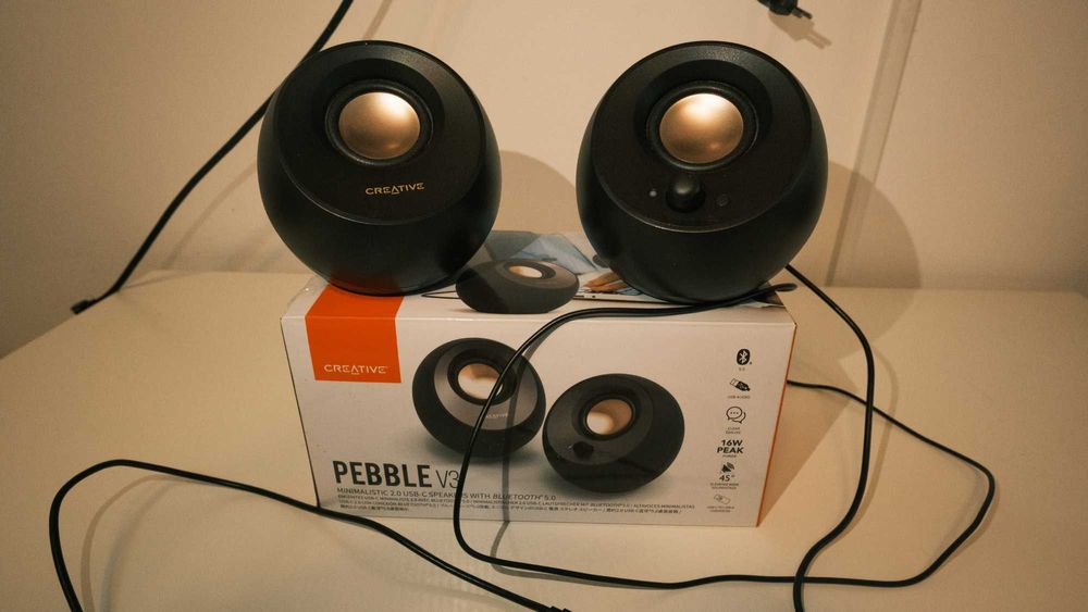 Boxe 2.0. Creative Pebble V3 Bluetooth cu cutie
